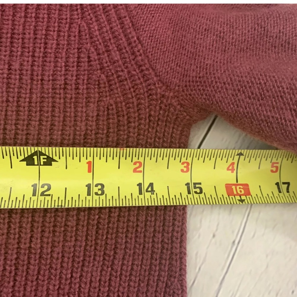 J.Crew XS Crew Neck Curved Hem Sweater C9720 - Picture 6 of 8